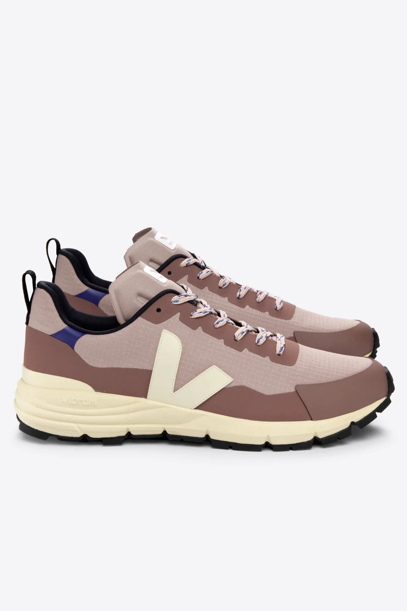 Amour Vert Veja Dekkan Ripstop Sneaker- Shoes
